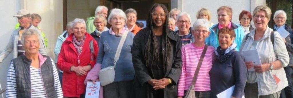 Wanderfreunde Eddelak - Besuch im Landtag mit Ministerin Aminata Touré